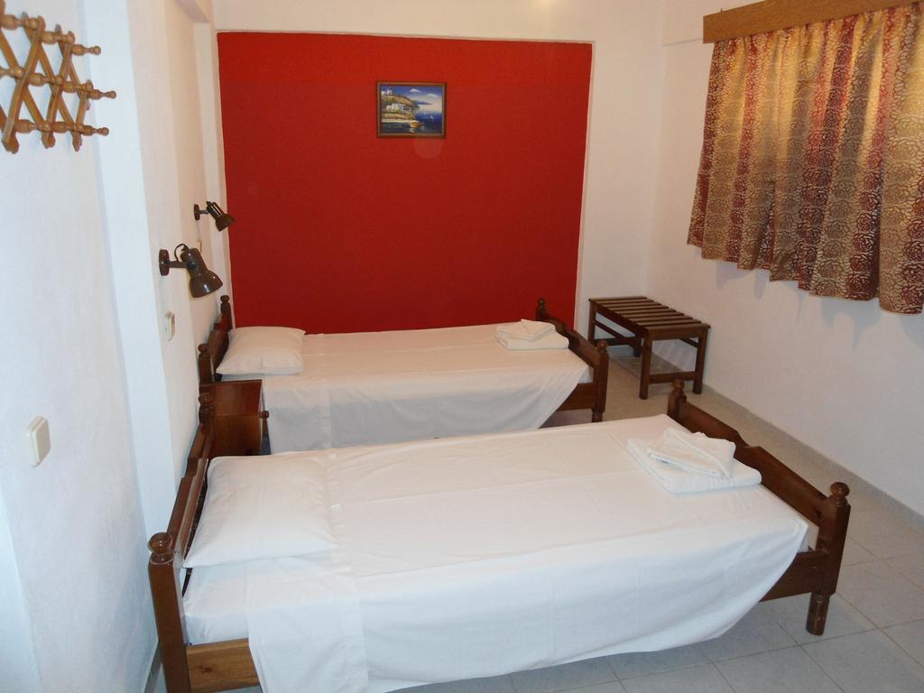 Theológos Evi Apartments And Studios חדר תמונה
