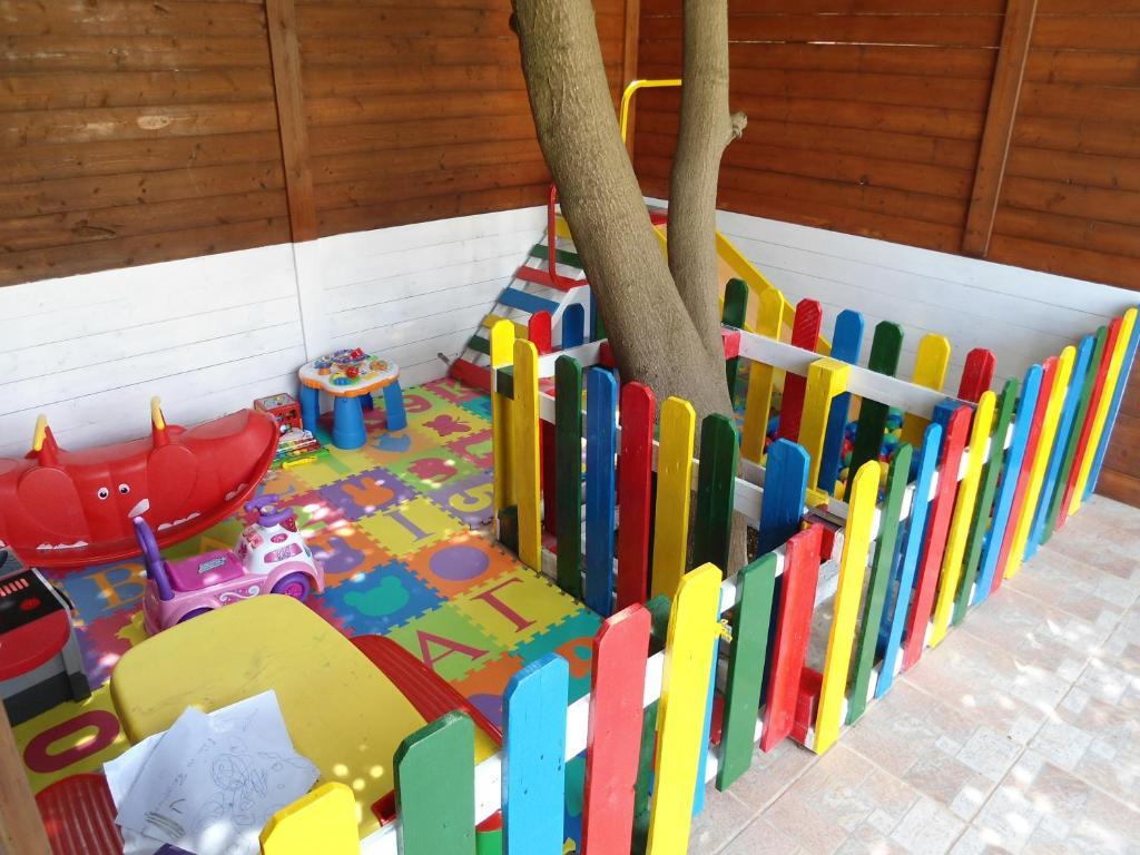 Theológos Evi Apartments And Studios מראה חיצוני תמונה