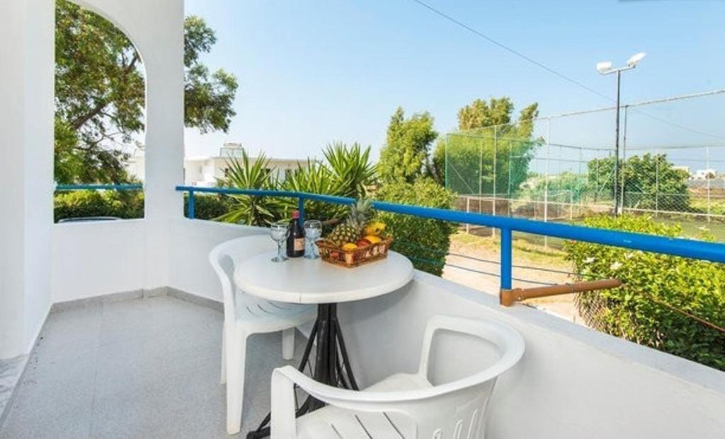 Theológos Evi Apartments And Studios חדר תמונה